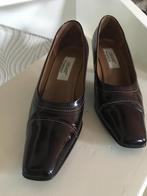 schoen pump paars lak, Ophalen of Verzenden, Zo goed als nieuw, Overige kleuren