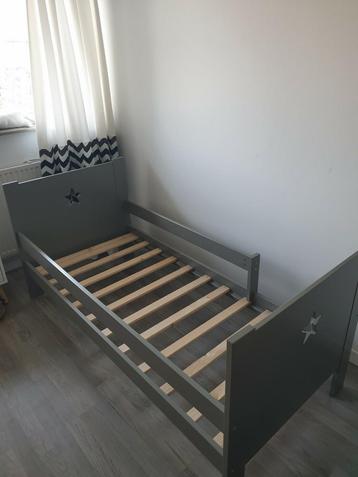 Petit Ameli junior bed 70 x 160 grijs beschikbaar voor biedingen