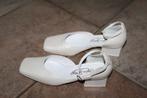 Sophie Sposa leren ivoorkleurig schoenen blokhak 36 KOOPJE, Sophie Sposa, Beige, Schoenen, Ophalen of Verzenden