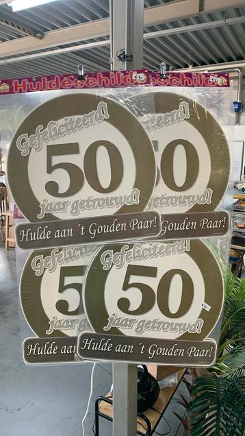Huldeschild huldebord 50 jaar getrouwd 100 stuks beschikbaar voor biedingen