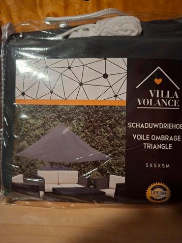 Nieuw schaduwdoek 500x500x500 met bevestiging. Antraciet. beschikbaar voor biedingen