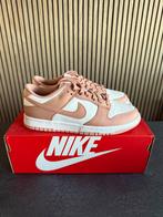 Nike Dunk Low Rose Whisper Maat 41, --, Nike, Nieuw, Ophalen of Verzenden