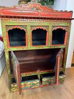 Originele boeddhistische kast, Ophalen