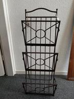 Riverdale krantenrek / folderrek, Ophalen, Zo goed als nieuw