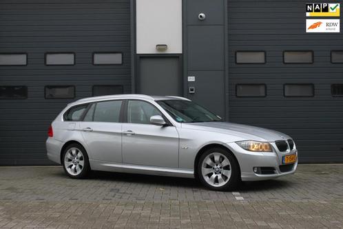 BMW 3-serie Touring 325xi Automaat-Xenon-Cruise-LEES TEKST, Auto's, BMW, Bedrijf, Te koop, 3-Serie, 4x4, ABS, Airbags, Airconditioning