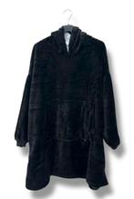 Zwarte fluffy trui met capuchon One size 46/48/50/52, Kleding | Dames, Grote Maten, O, O, Trui of Vest, Nieuw