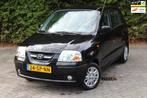 Hyundai Atos 1.1i Dynamic Cool 63PK GEEN APK | Airco | Elekt, Voorwielaandrijving, 4 cilinders, Zwart, Origineel Nederlands