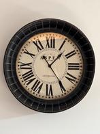 Grote industriële metalen wandklok (73,5 cm), Ophalen, Zo goed als nieuw, Wandklok