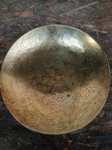 Oude schaal met draken - 23 cm beschikbaar voor biedingen