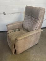 relaxfauteuil/ sta op stoel, Huis en Inrichting, Stoelen, Ophalen, Overige kleuren, Leer, Zo goed als nieuw