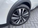 Peugeot 3008 1.2 PureTech Allure | Panorama | Cruise | Clima, 65 €/maand, Gebruikt, 1199 cc, Leder en Stof