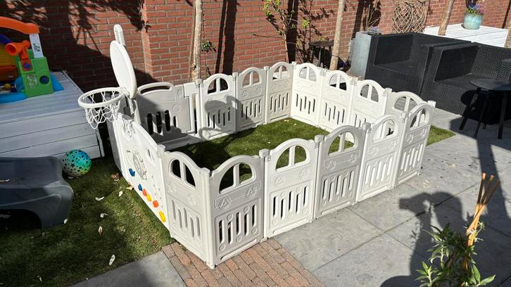 Kinder box, Kinderen en Baby's, Boxen, Zo goed als nieuw, Overige vormen, Ophalen