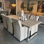 UrbanSofa eetkamerstoelen Set van 6 en tafel