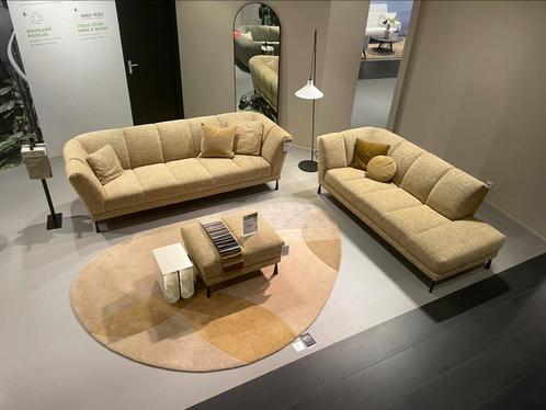 Montel Futura 3,5 zits met chaise longue, Huis en Inrichting, Banken | Sofa's en Chaises Longues, Nieuw, Stof, Ophalen