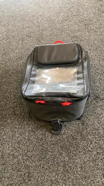 BMW F900XR BMW Motorrad Tanktas beschikbaar voor biedingen