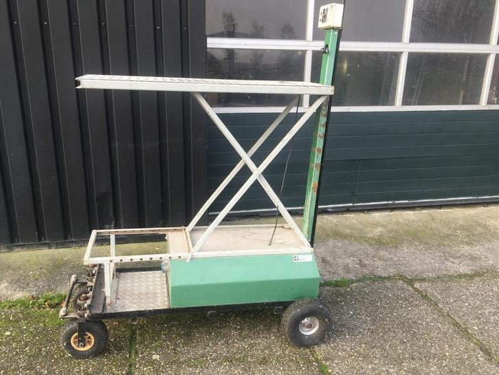 Nostalgische elektrisch hoogwerkertje, Doe-het-zelf en Verbouw, Transportwagens, Gebruikt, Overige typen, Ophalen