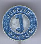 Juncker rijwielen blauw op zilverkl speldje ( G_167 ), Verzamelen, Verzenden, Zo goed als nieuw, Transport, Speldje of Pin