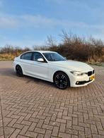 BMW 3-Serie 318i 136pk Aut 2015 Wit, Auto's, Automaat, Wit, 75 €/maand, Particulier
