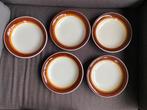 5 retro diepe Ironstone borden made in  Italy, Huis en Inrichting, Keuken | Servies, Ophalen of Verzenden, Aardewerk, Overige stijlen