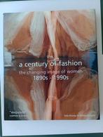 DECADES BEAUTY  The Changing Image of Women 1890s 1990s, Boeken, Mode, Diverse auteurs, Ophalen of Verzenden, Zo goed als nieuw