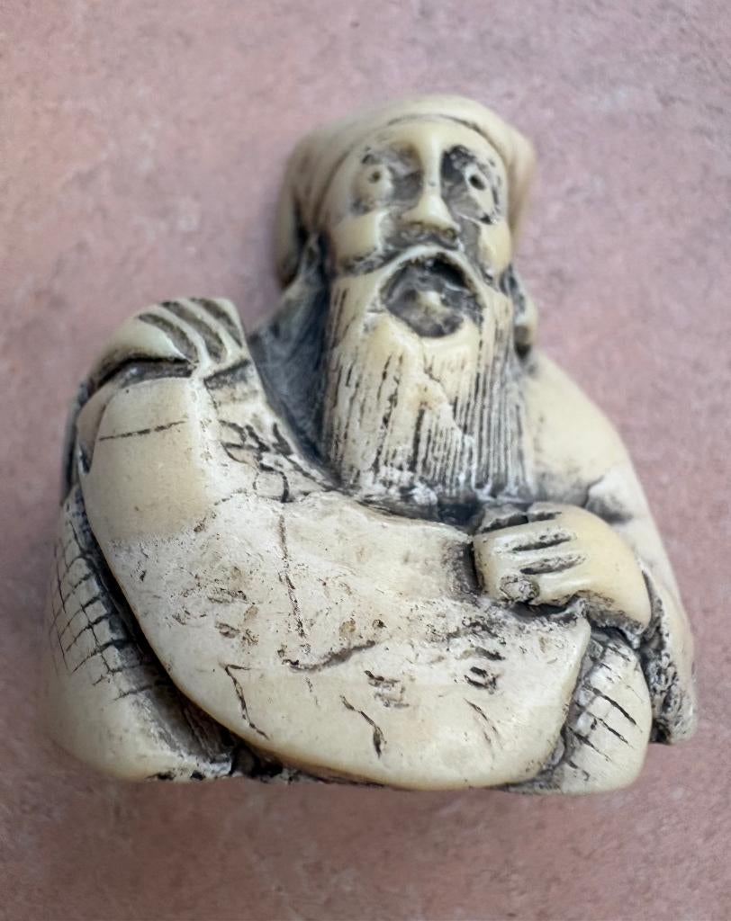 Vintage netsuke, man met muts, Ophalen of Verzenden
