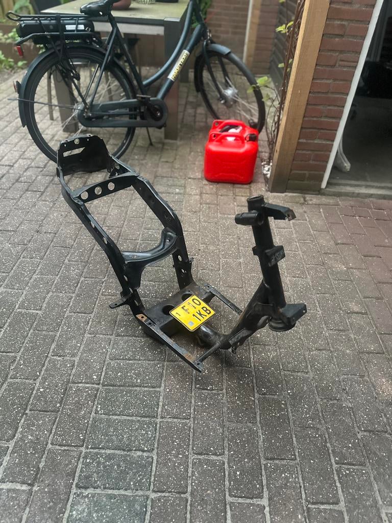 Piaggio zip frame met WOK, Fietsen en Brommers, Snorfietsen en Snorscooters, Ophalen of Verzenden, Zo goed als nieuw, Benzine