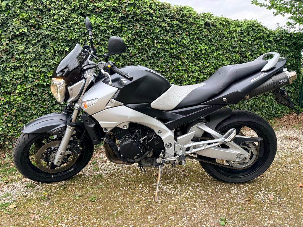 Suzuki GSR600 Naked Bike ABS (2007)