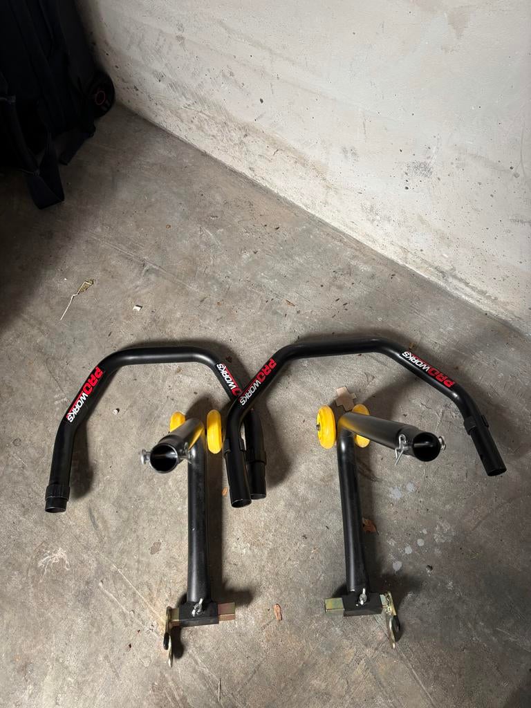 Proworks Motorstandaard (twee standen), Ophalen, Gebruikt