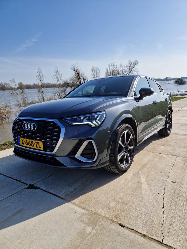 Audi Q3 Sportback 45 TFSI 230pk Quattro 3x S-line, Auto's, Audi, Particulier, Q3, Benzine, SUV of Terreinwagen, Automaat, Geïmporteerd