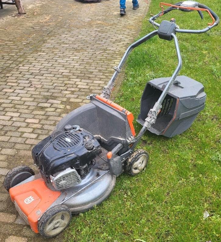 Husqvarna grasmaaier - Benzine - Gebruikt, Tuin en Terras, Grasmaaiers, Gebruikt, Benzine-grasmaaier, 40 t/m 49 cm, Cirkelmaaier