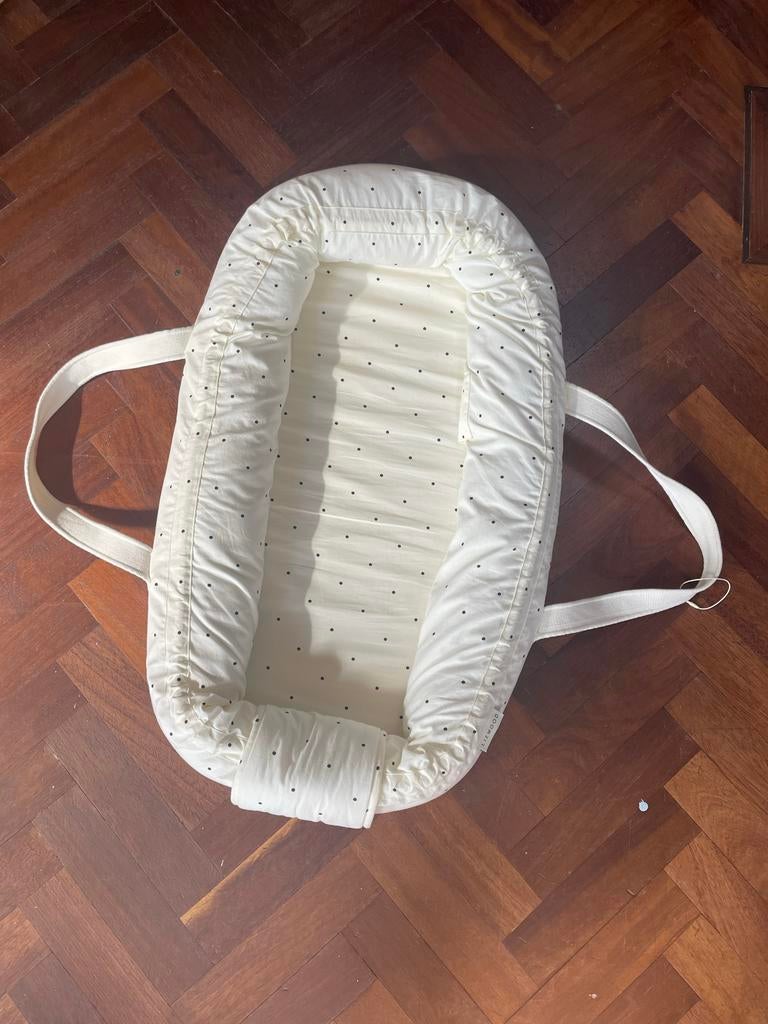 Liewood Babynestje Gro Classic stippen - Zo goed als nieuw, Kinderen en Baby's, Babywiegjes en Ledikanten, Ophalen, Zo goed als nieuw
