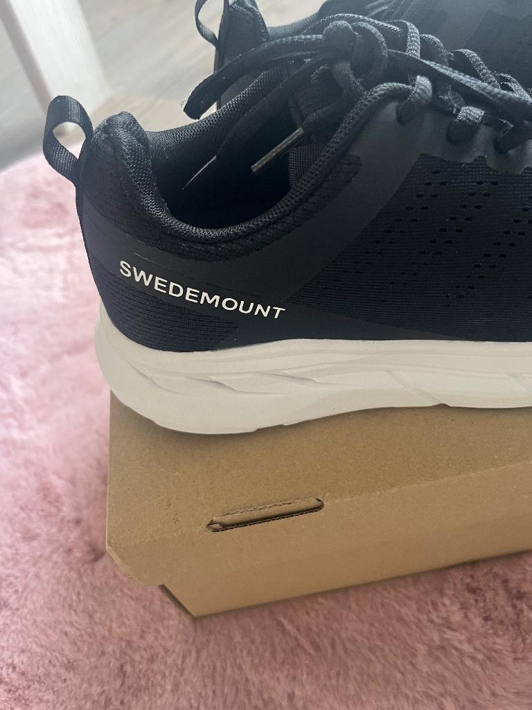 Dames sneakers Swedemount maar 38, Zwart, Swedmount, Nieuw, Ophalen of Verzenden