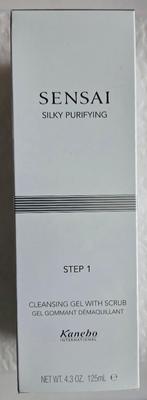 Nieuw, Sensai Silky Purifying Cleansing Gel met scrub, Ophalen of Verzenden, Nieuw, Gehele gezicht, Reiniging