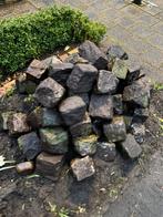 Gratis kinderkoppen/basaltblokken, Tuin en Terras, Grind, Keien en Split, Ophalen, Gebruikt, Graniet, Zwart