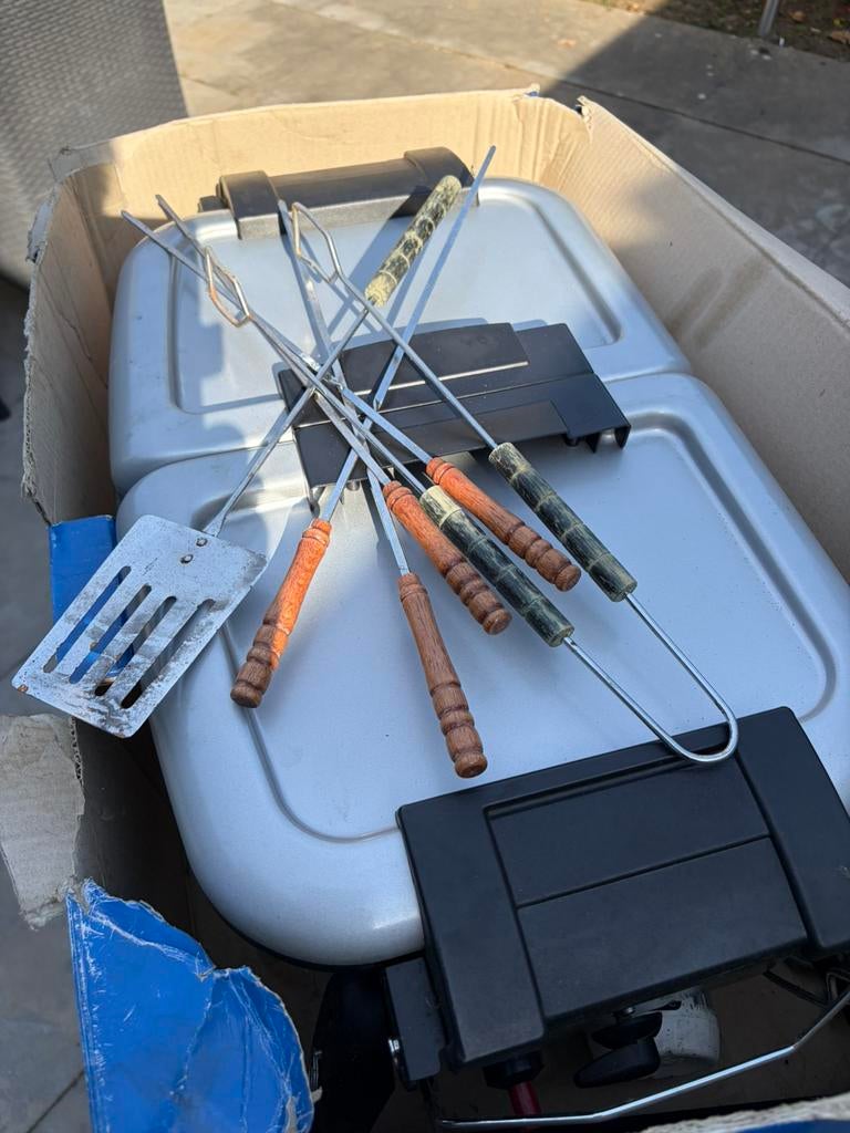 Tafel BBQ, Ophalen, Gebruikt