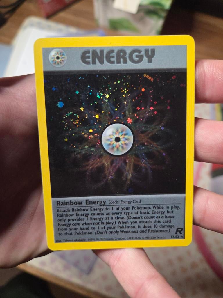 Rainbow Energy Holo 17/82 Team Rocket 2000 Wotc, Ophalen of Verzenden, Zo goed als nieuw, Losse kaart, Foil