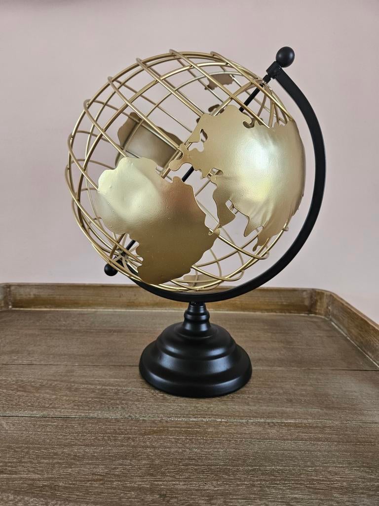 Decoratieve metalen wereldbol - Goudkleurig, Ophalen of Verzenden, Zo goed als nieuw