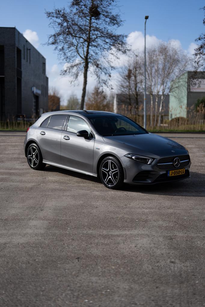 Mercedes-Benz A-Klasse A 250e, Auto's, 160 pk, Leder en Stof, 93 €/maand, 1332 cc