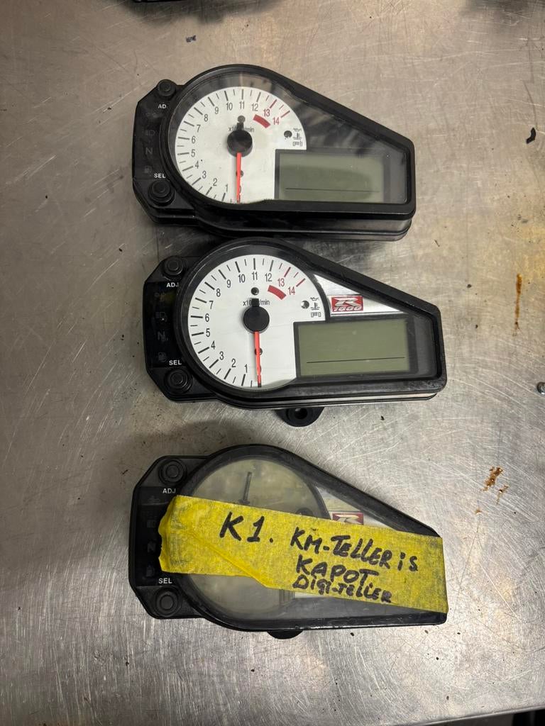 Km tellers/dashboard Suzuki Gsxr 750 en 1000 k1/2/3, Ophalen of Verzenden, Gebruikt