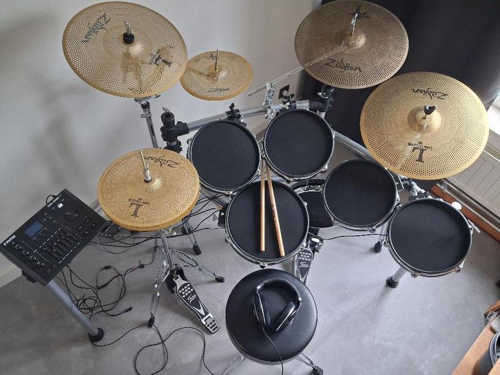 Digitale drum met akoestische cymbalen, Muziek en Instrumenten, Drumstellen en Slagwerk, Gebruikt, Overige merken, Elektronisch