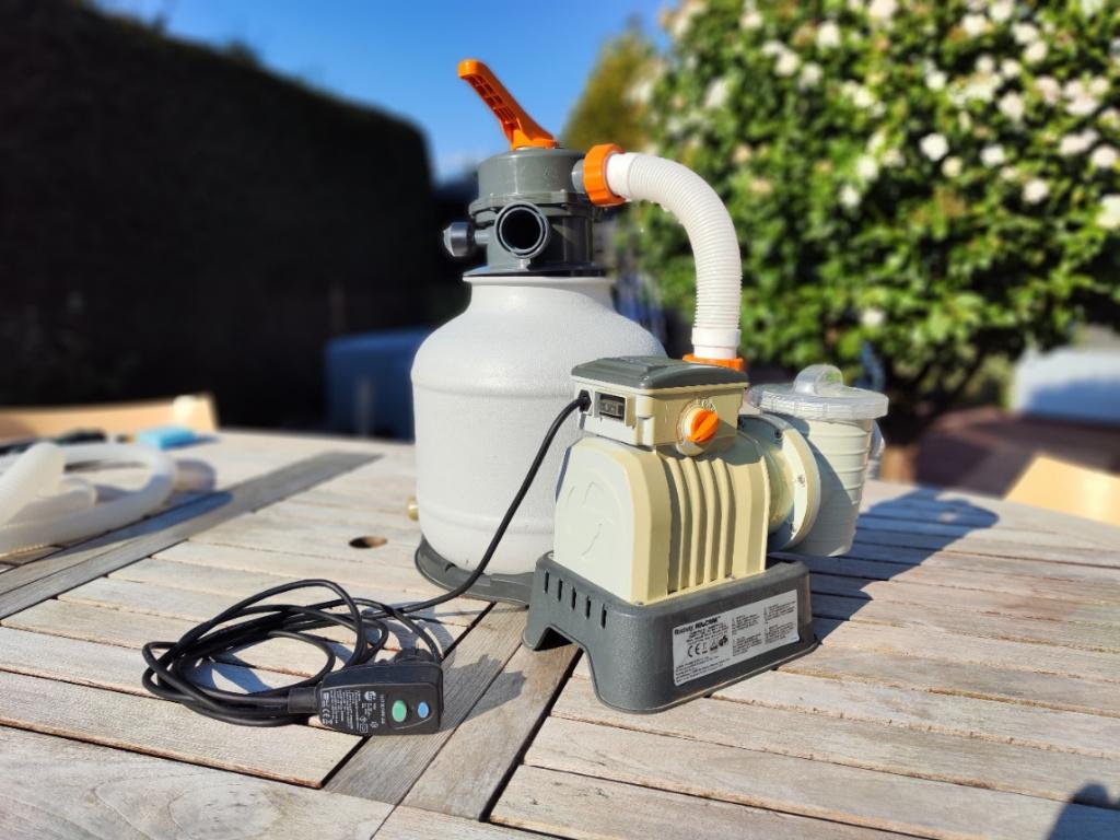 Bestway Flowclear Zandfilterpomp voor zwembad 3,8 m3/uur, Tuin en Terras, Zwembad-toebehoren, Ophalen, Gebruikt, Zwembadpomp