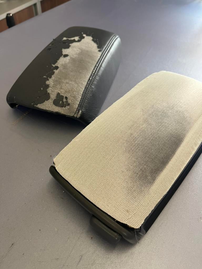 volvo S70 en V70 armsteun, Auto-onderdelen, Interieur en Bekleding, Ophalen of Verzenden, Gebruikt, Volvo