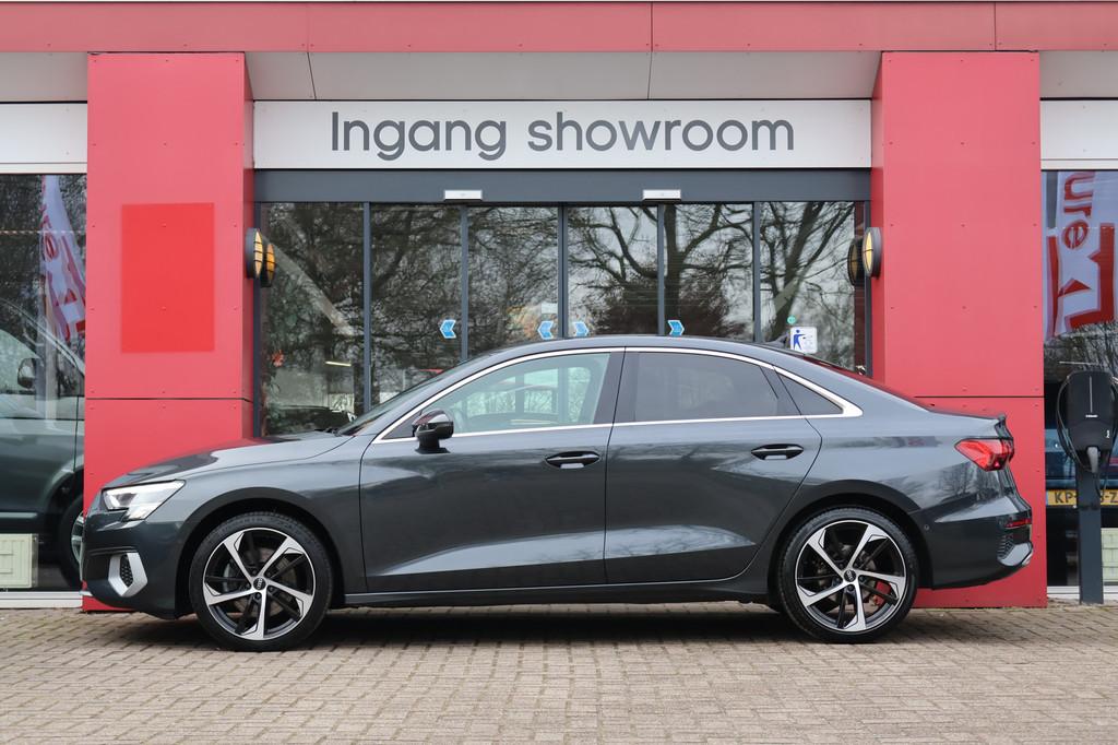 Audi A3 Limousine 30 TFSI Business edition | Origineel NL |, Auto's, Stof, Gebruikt, 23 km/l, Bedrijf
