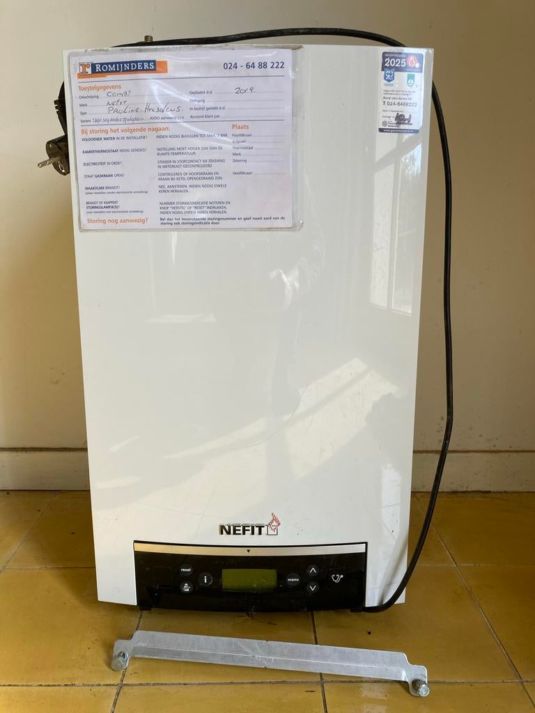 Nefit Proline cv-ketel uit 2014, Ophalen, 30 tot 80 cm, Gebruikt, Cv-ketel of Combi-ketel
