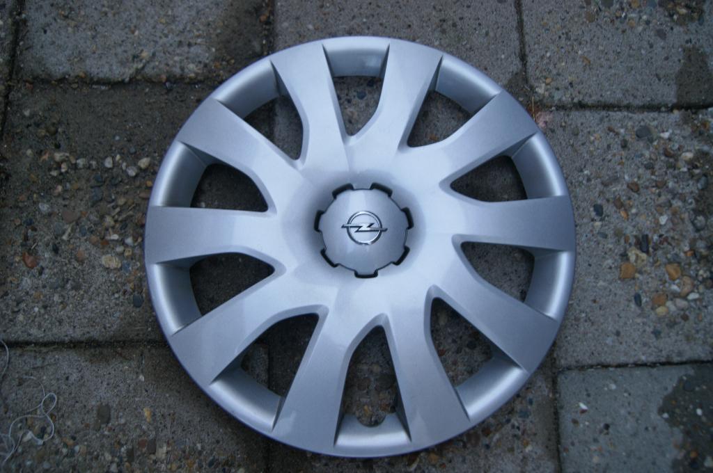 1 losse originele wieldop Opel Vivaro 16 inch (Model 3), Ophalen of Verzenden, Gebruikt
