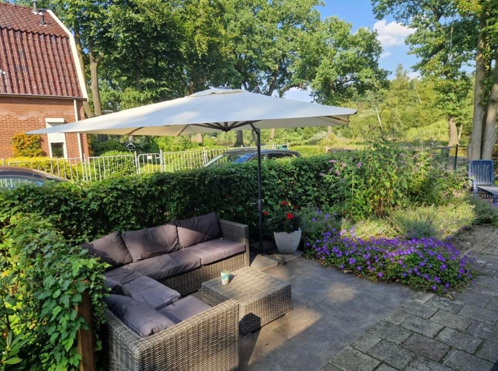 complete loungeset met kussens, parasol en kussenbox, Ophalen, Gebruikt, Zweefparasol