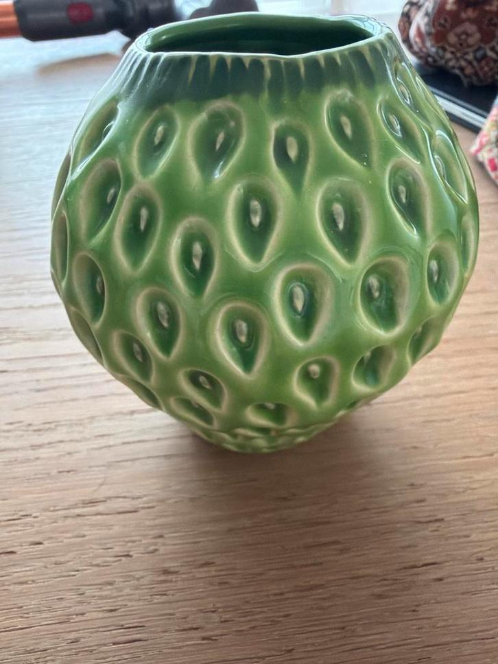 Uniek groen Des Pots vaasje, 12 cm hoog, Antiek en Kunst, Antiek | Vazen, Ophalen of Verzenden