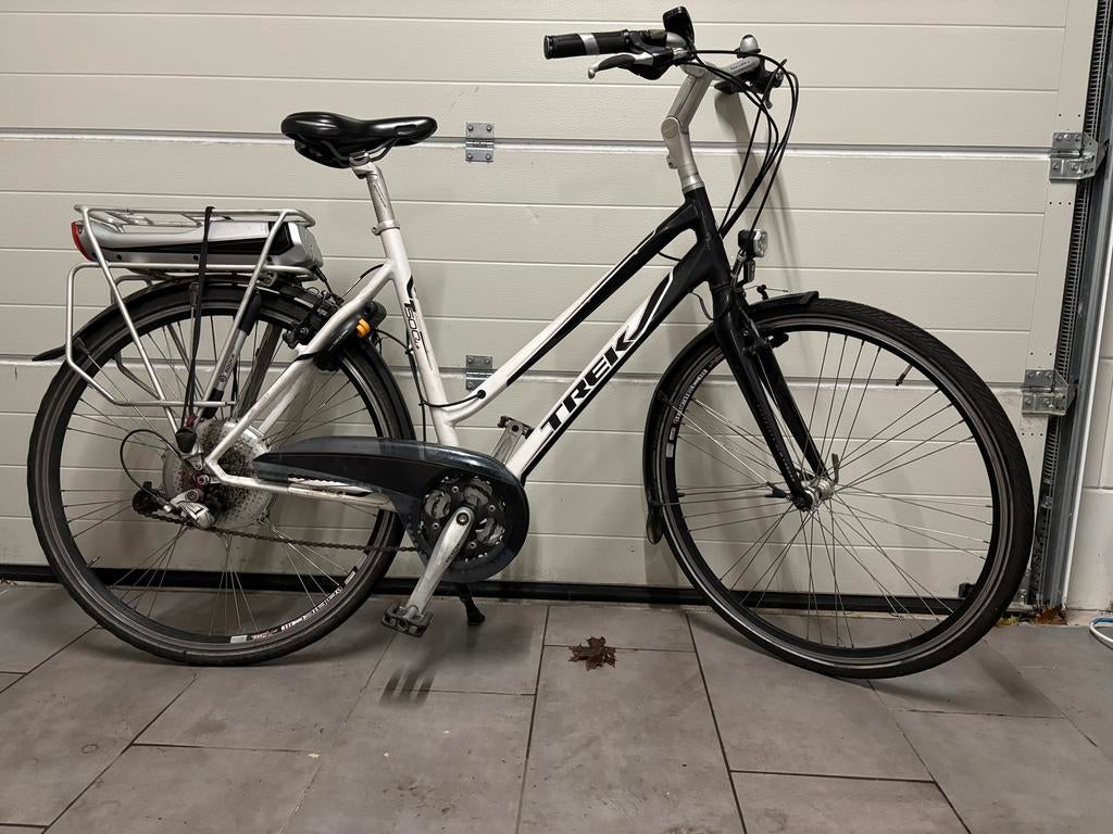 Trek navigator T500+ elektrische fiets, 28 inch, 10 tot 15 versnellingen, Ophalen, Overige merken