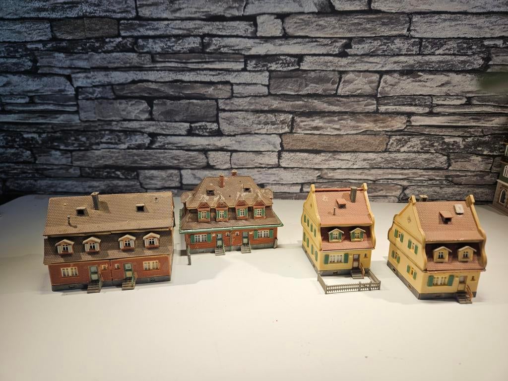 Engelse huizen woningen N spoor modeltrein 1:160, Overige merken, Gebruikt, Gelijkstroom of Wisselstroom, Brug, Tunnel of Gebouw