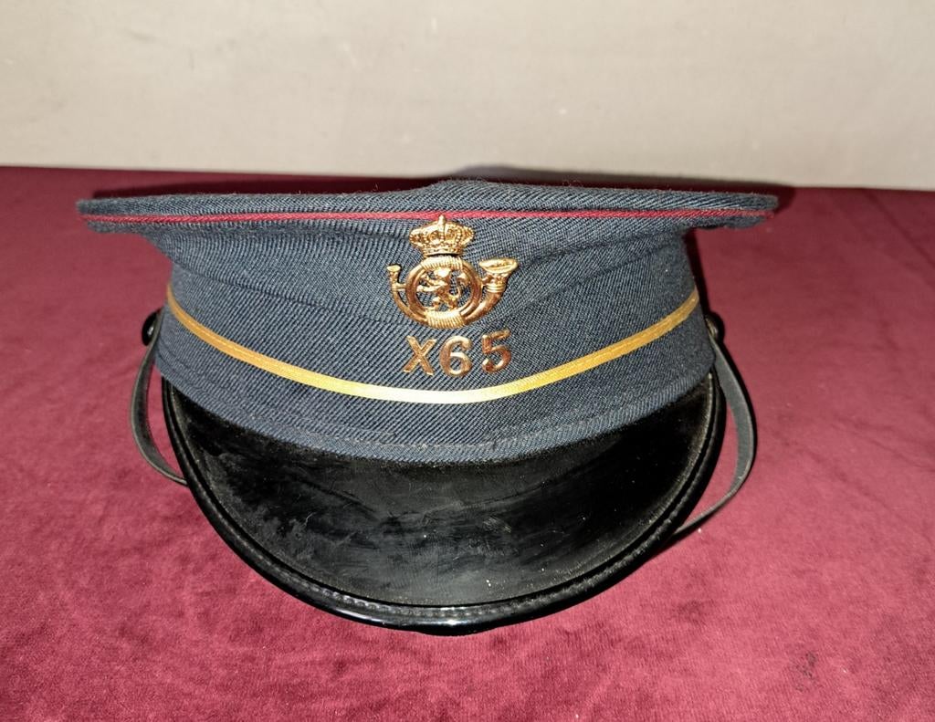 Pet kepi Belgisch postped decoratie, Verzenden